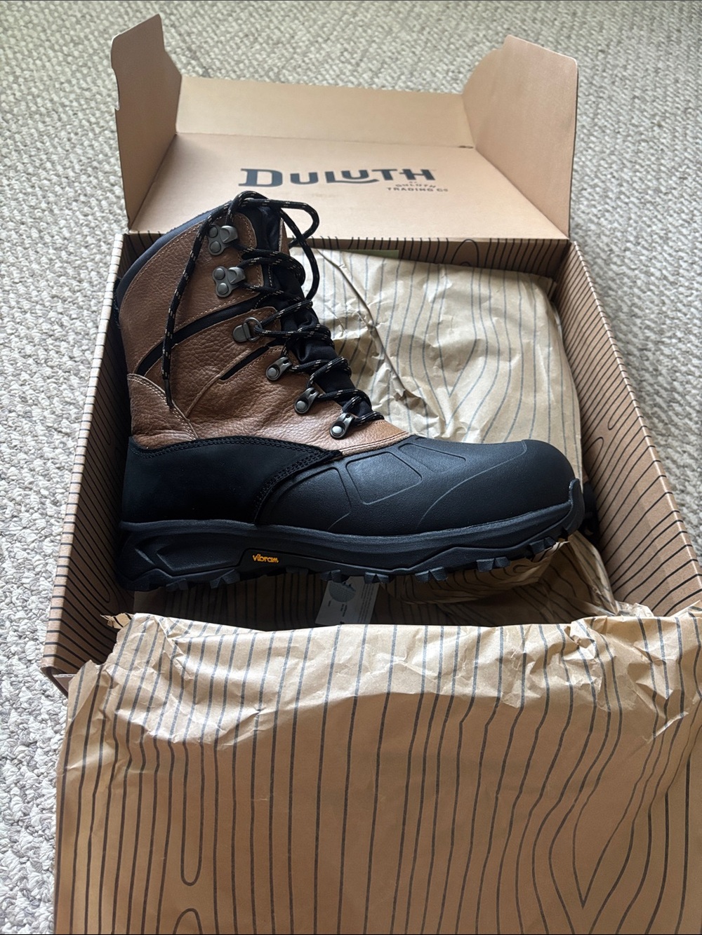 Duluth Trading Co Brown and Black Men's Outdoor Work Boot